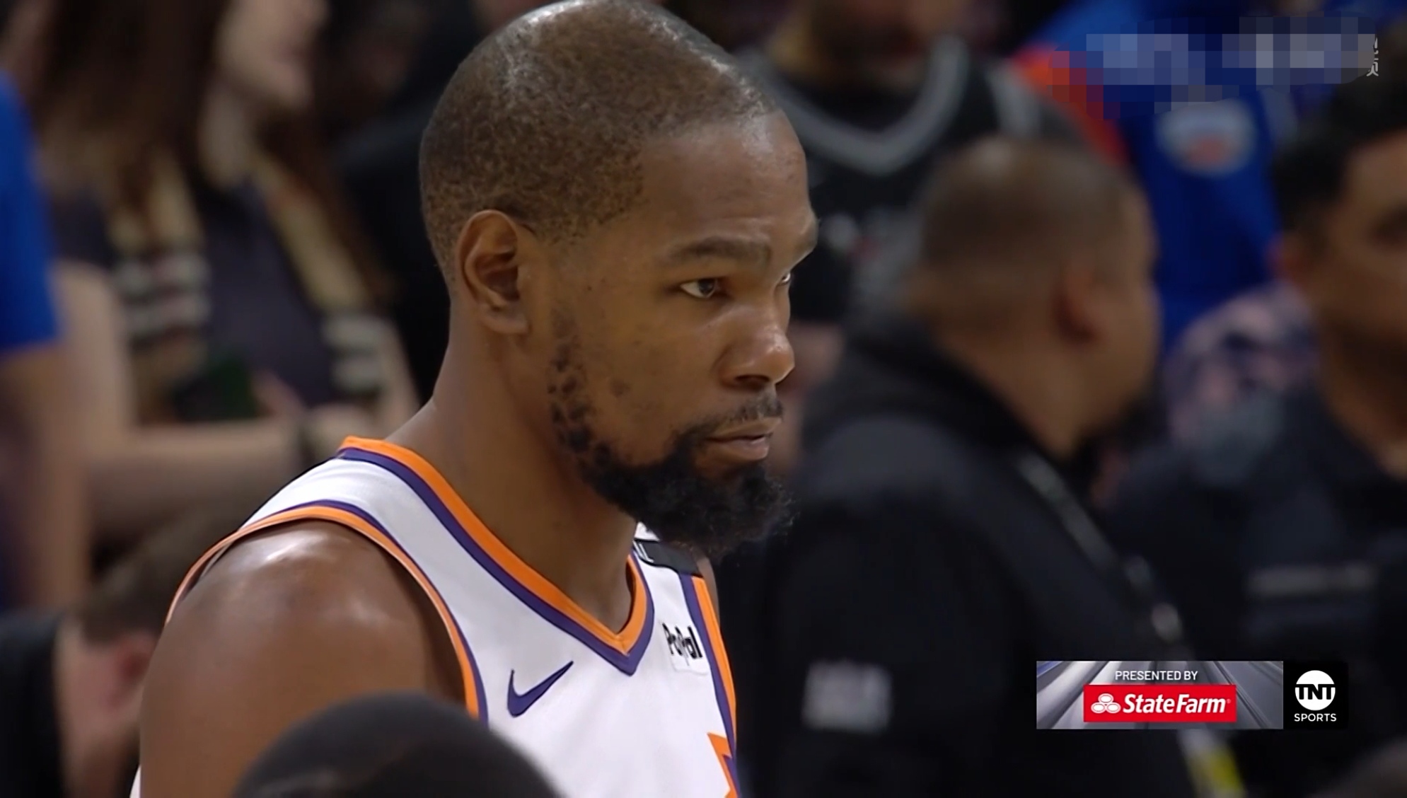 杜兰特重返赛场，重要助攻首场状态出色，老鹰观众沸腾！观众掌声雷动的简单介绍-九游网页版入口